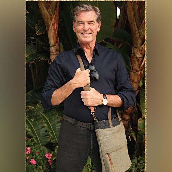 Chic Olive and Black Crossbody Bag - Picture 3 of 8